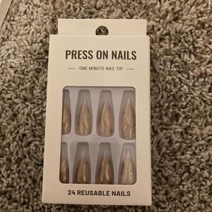 6 different types of nails